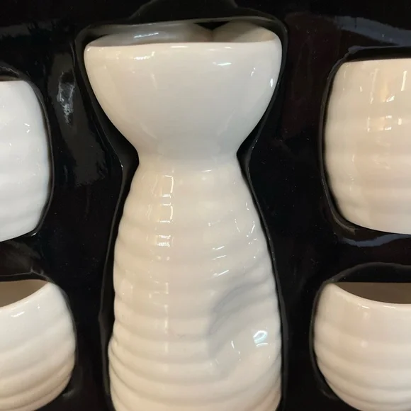 Japanese saki set white porcelain new in original box